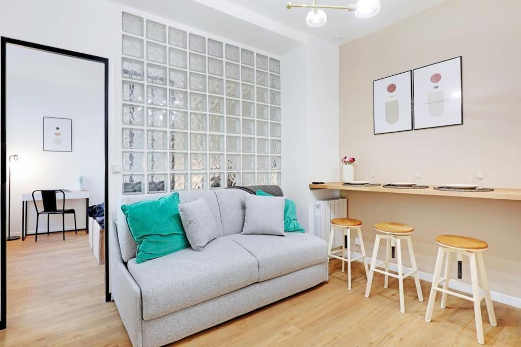 Charming Appartements For 4 People - Le Marais Paryż Zewnętrze zdjęcie